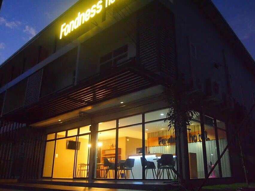 Fondness Hotel Takuapa Exterior photo