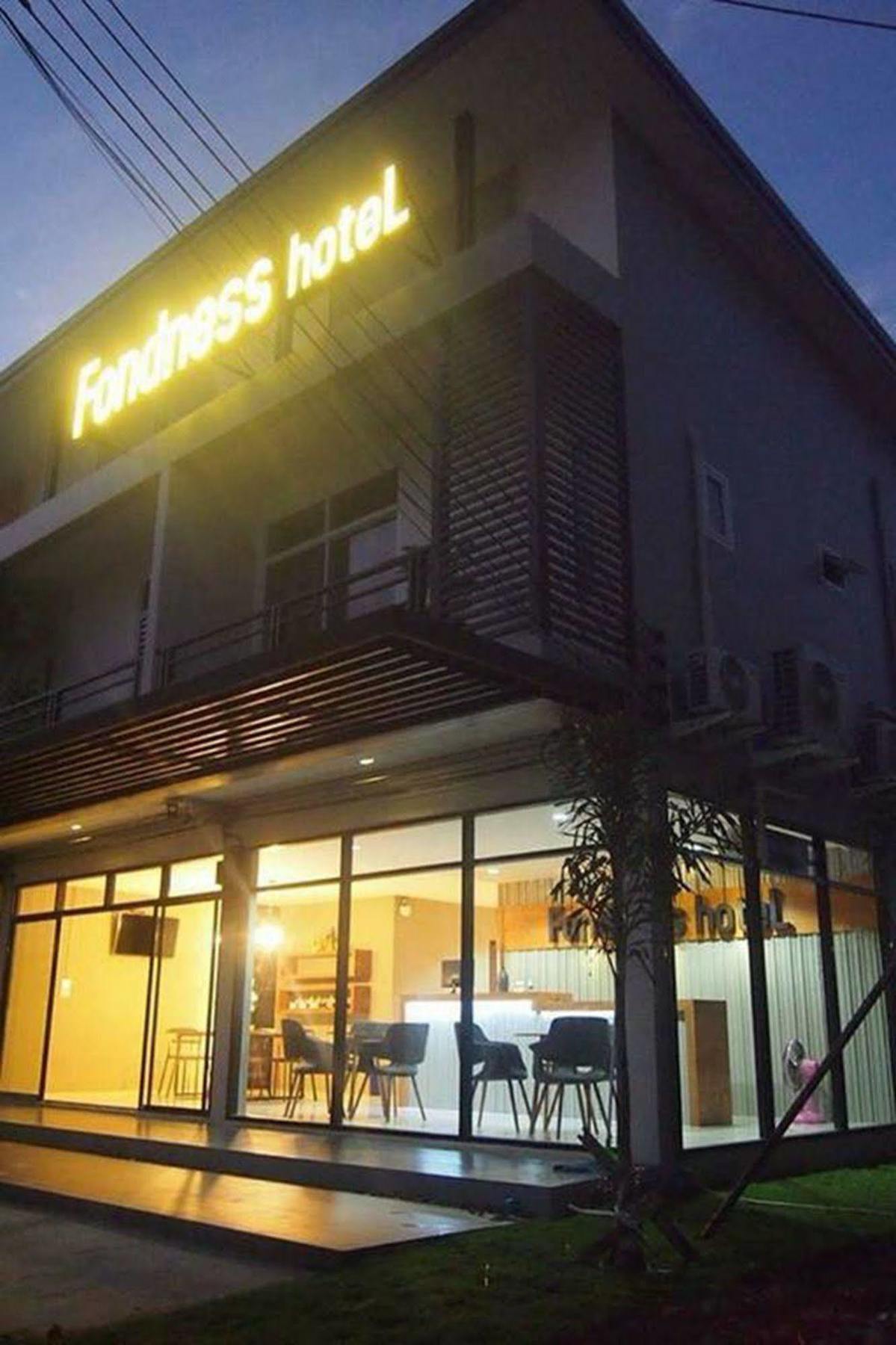 Fondness Hotel Takuapa Exterior photo